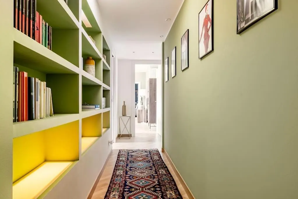 The Color-Block House Apartment Milan 0*,